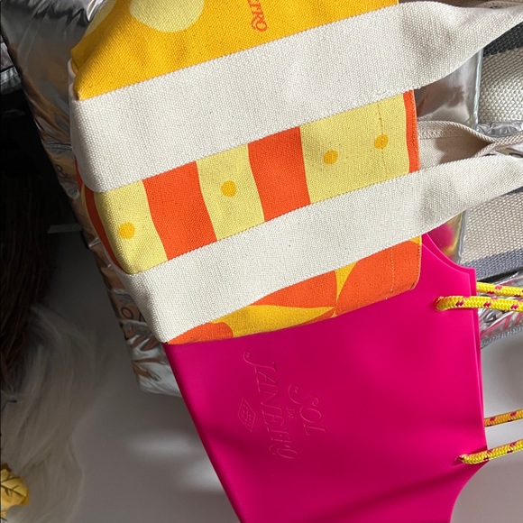 Sol de Janeiro Vibrant Pink and Yellow Tote Set - Picture 10 of 10